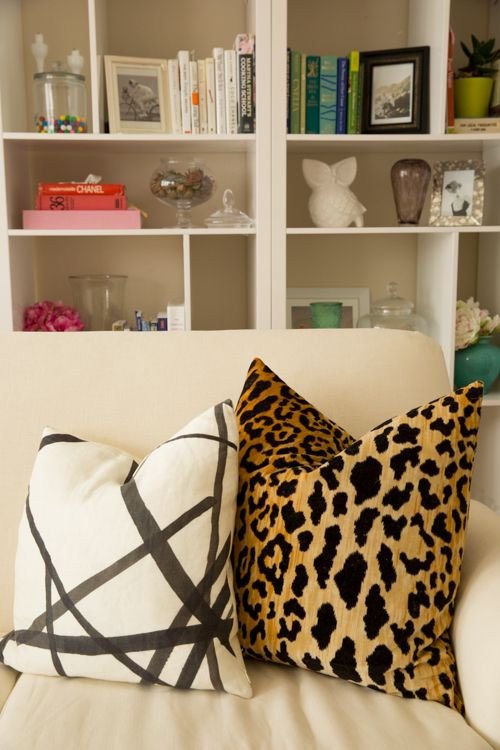 Animal Print Living Room Decor Awesome 25 Best Ideas About Leopard Living Rooms On Pinterest