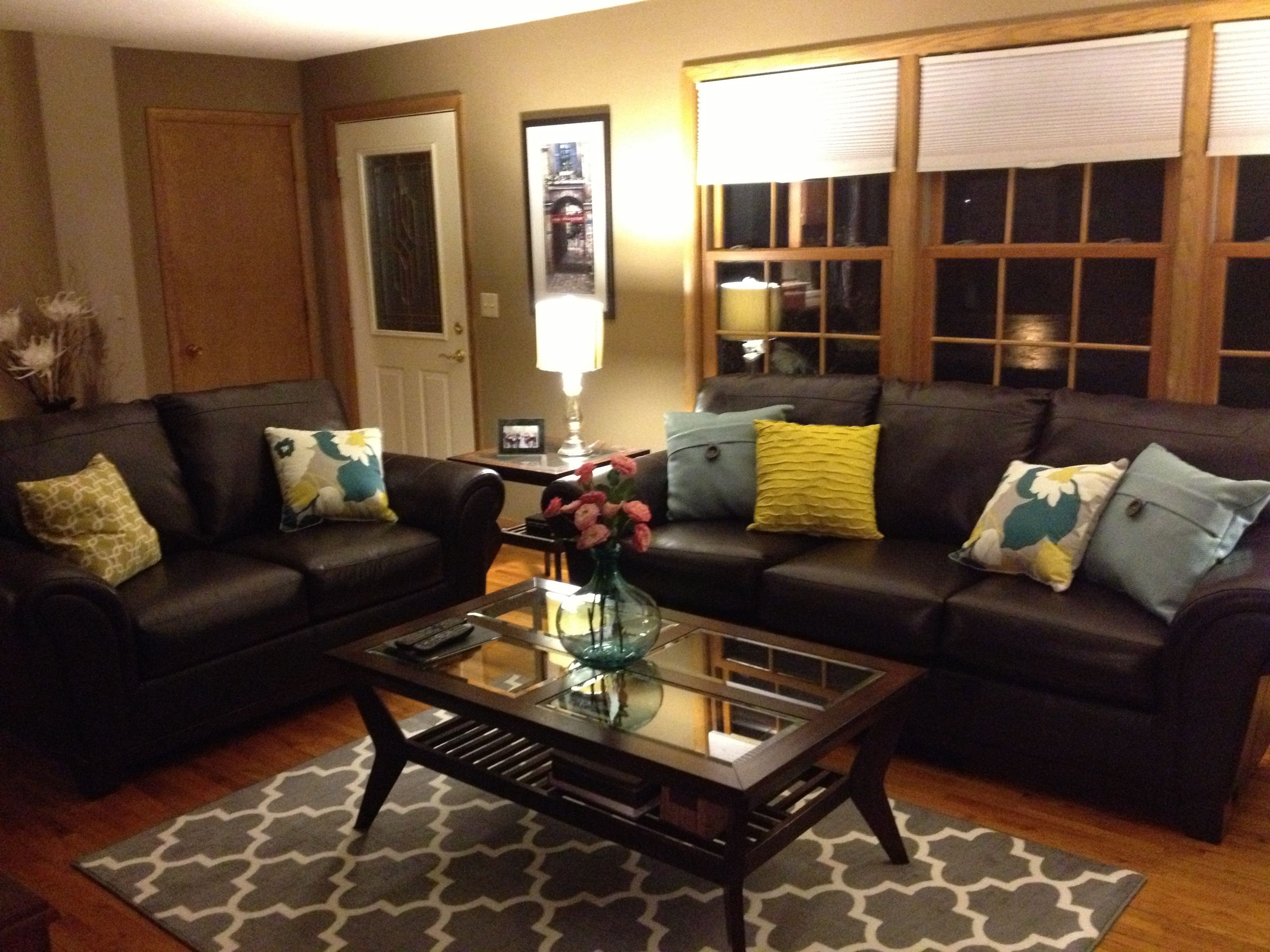 Brown Furniture Living Room Decor Beautiful Brown Leather sofa and Colorful Pillows Funky Living Room