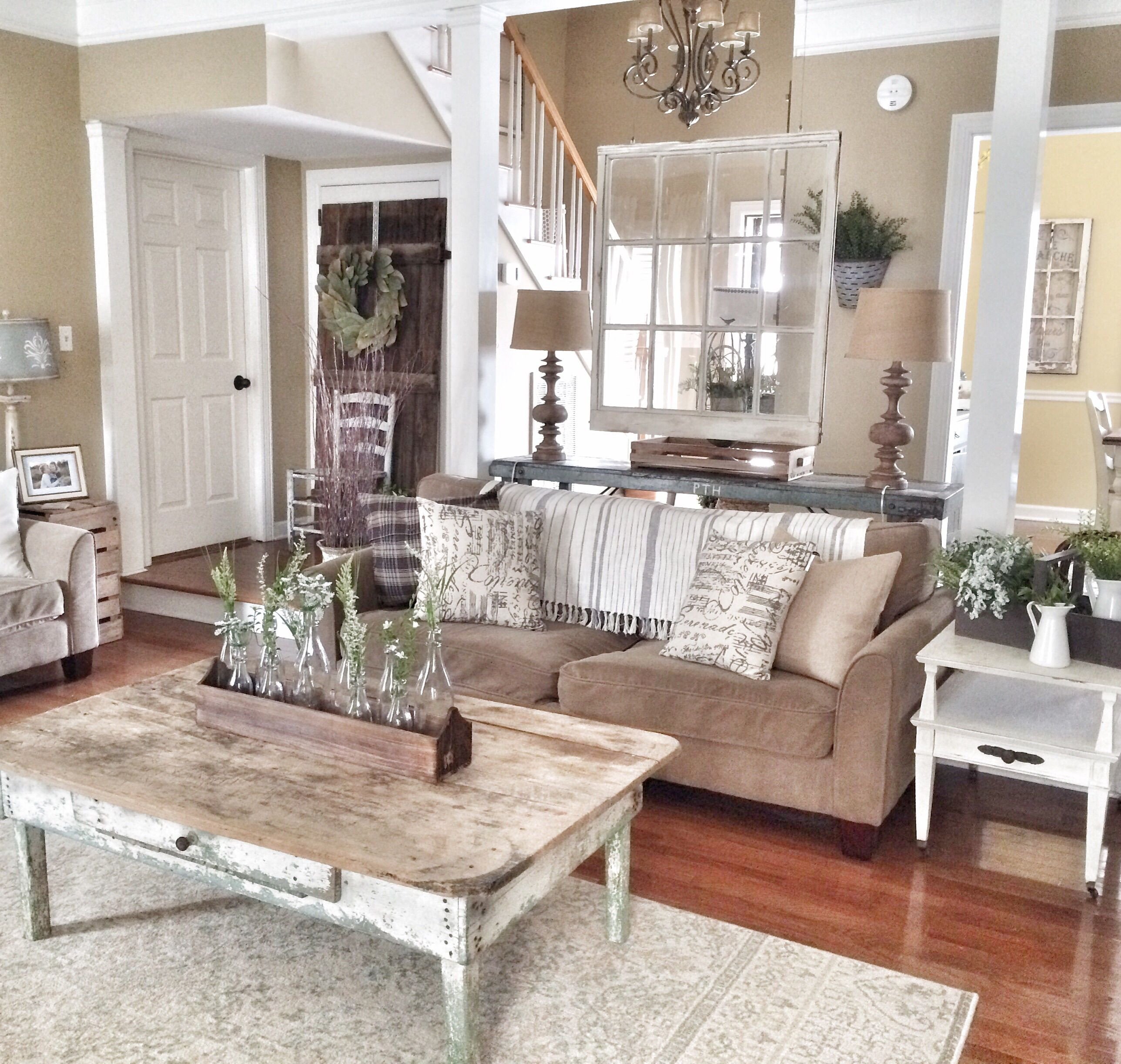 Rustic Chic Decor Living Room Luxury Chic Details for Cozy Rustic Living Room Décor