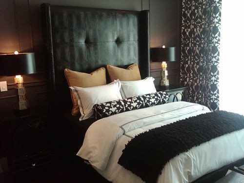 Black and Gold Bedroom Decor Awesome 30 Best Images About My Next Bedroom Black and Gold Ideas On Pinterest