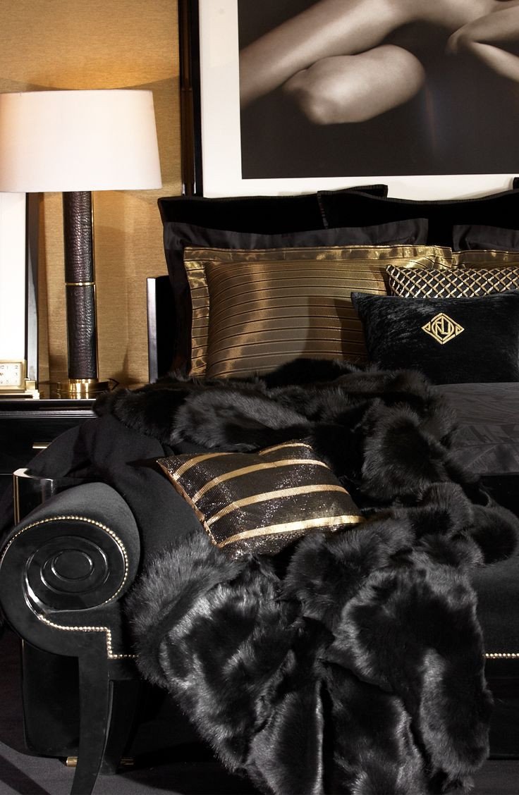 Black and Gold Room Decor Best Of Black and Gold Bedding It S Been Done before so Use Quality Fabrics and Textures to Make Your