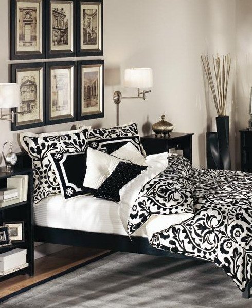 Black and White Bedroom Decor Lovely 19 Traditional Black and White Bedroom that Inspire Digsdigs