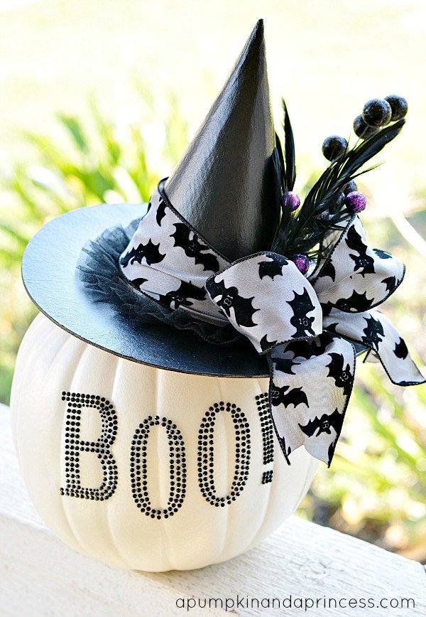 Black and White Halloween Decor Beautiful Black and White Glam Pumpkin A Pumpkin and A Princess