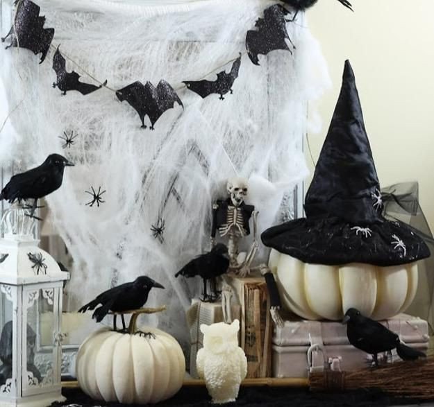 Black and White Halloween Decor Lovely 31 Ideas for Stylish Black &amp; White Halloween Decorations