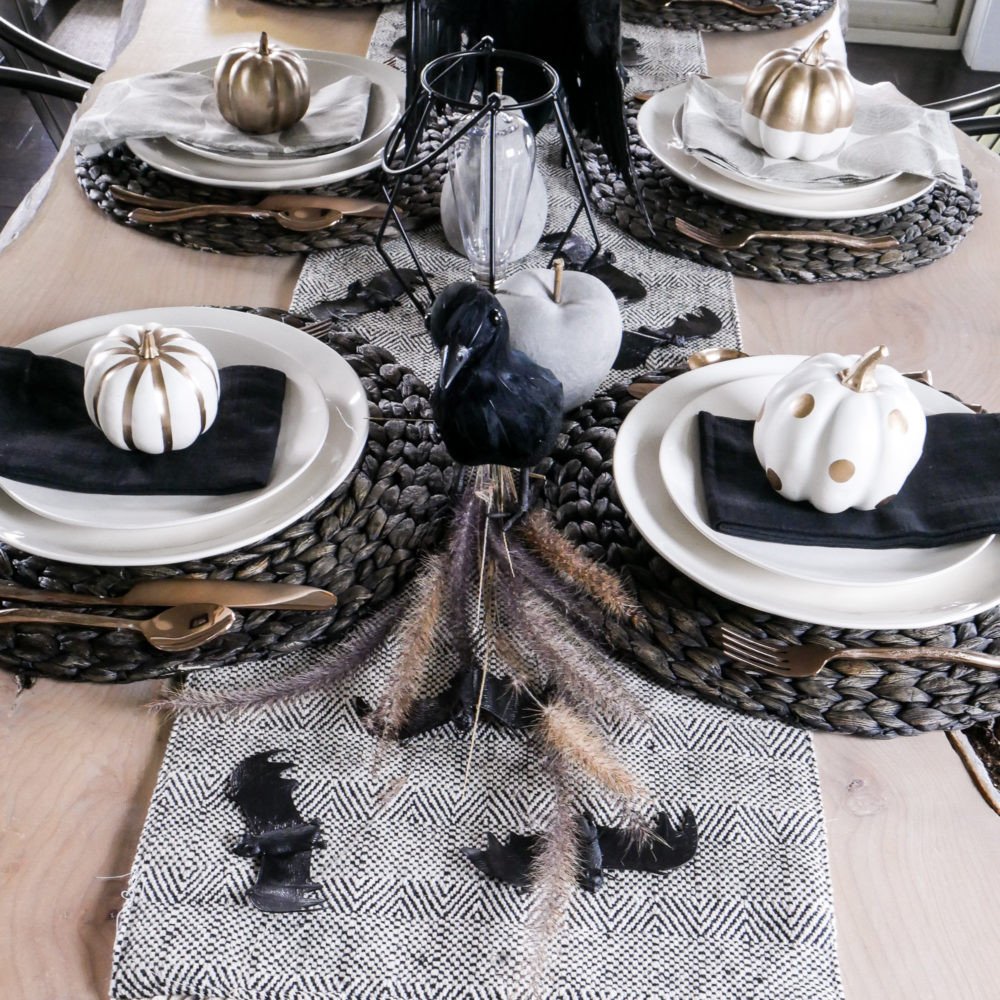 Black and White Table Decor Beautiful Black and White Halloween Table Decorations Taryn Whiteaker