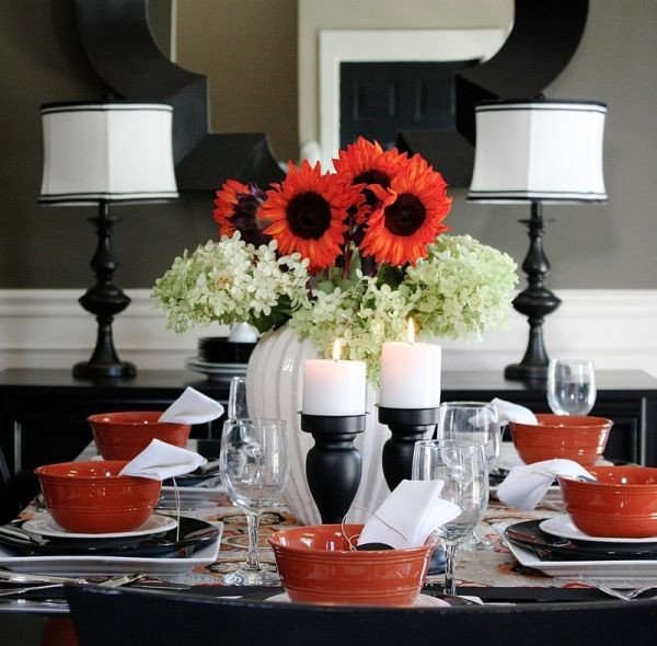 Black and White Table Decor Elegant Black and White Thanksgiving Decor Ideas