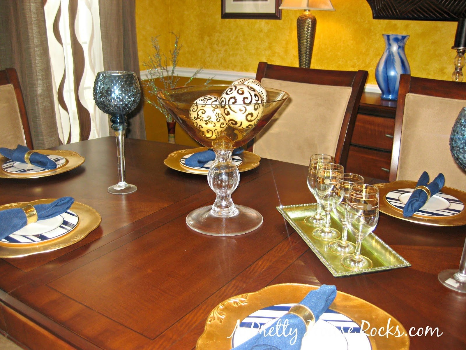 Blue and Gold Home Decor Awesome Brown Blue and Gold Dining Room Decor A Pretty House Rocks Home Decorating Blog