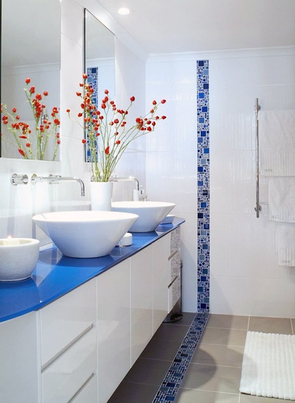 Blue and White Bathroom Decor Unique Decorating Bathroom with Blue and White