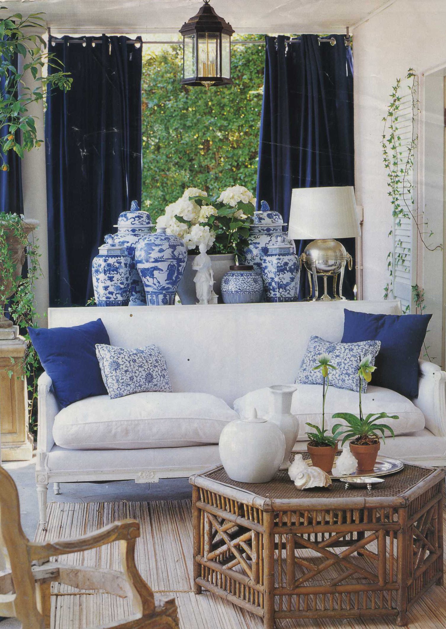 Blue and White Decor Ideas Beautiful Chinoiserie Chic the History Of Blue and White Porcelain