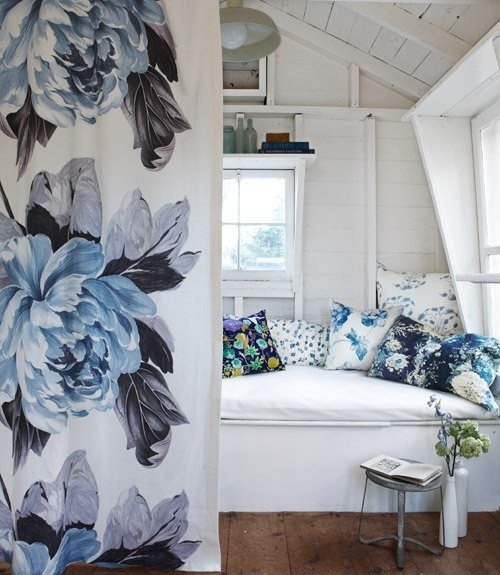 Blue and White Home Decor Awesome Decorating with Style Blue and White Cottage Decorating Home Decorating Ideas