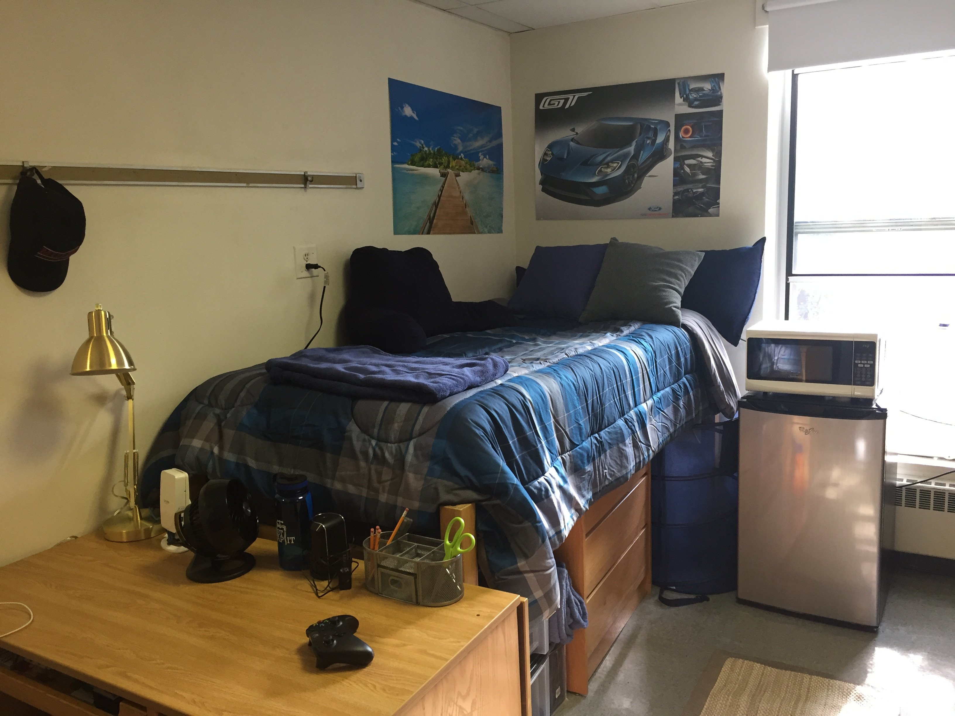 24 Best Of College Dorm Decor For Guys Findzhome