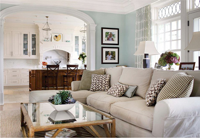 Comfortable Living Room Timeless Luxury Timeless Waterfront Home Home Bunch Interior Design Ideas