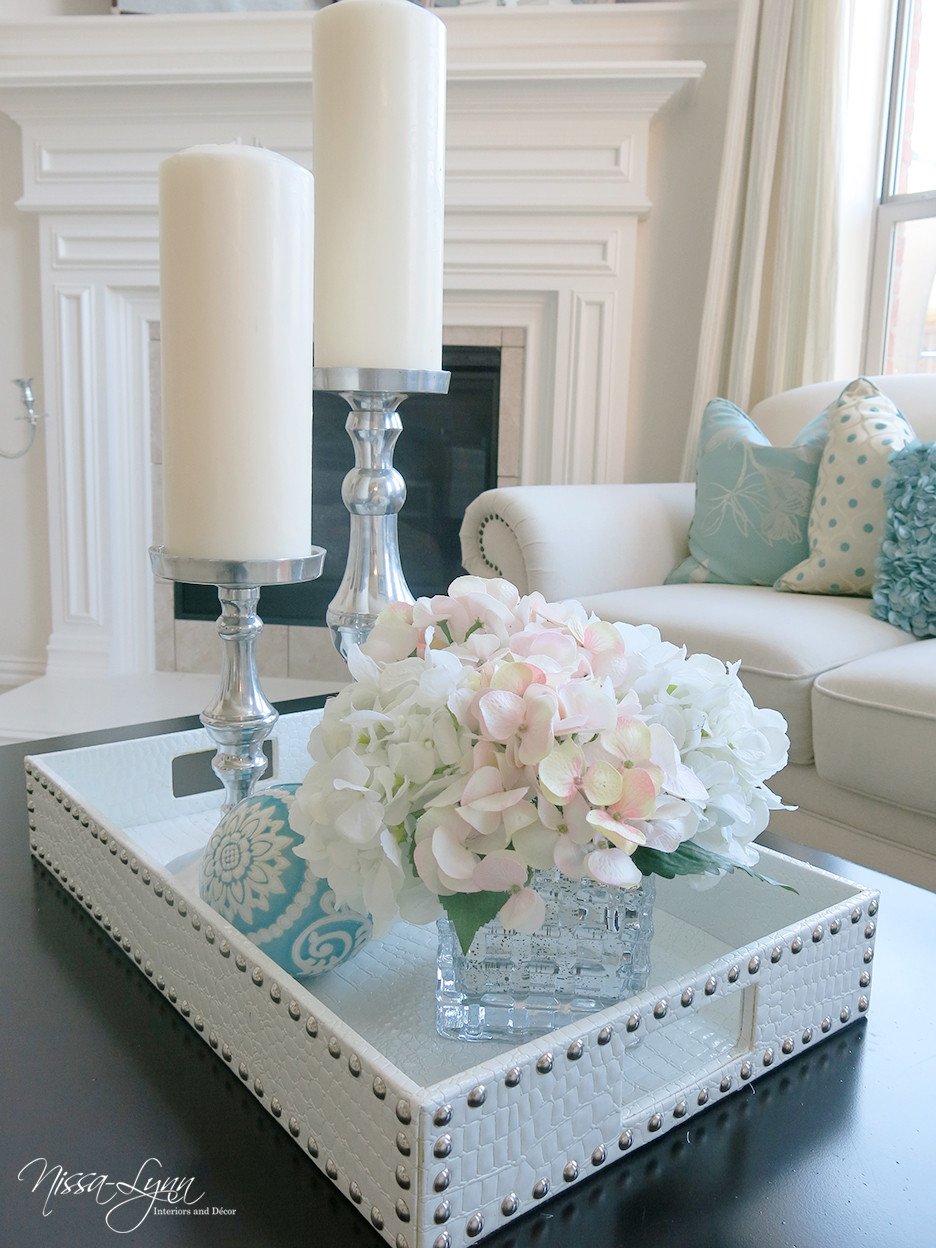 Decor Ideas for Coffee Tables Beautiful Nissa Lynn Interiors Holiday Coffee Table Decor