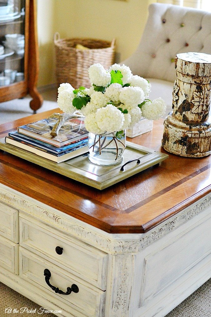 Decor Ideas for Coffee Tables Luxury Chalky Finish Coffee Table Makeover at the Picket Fence