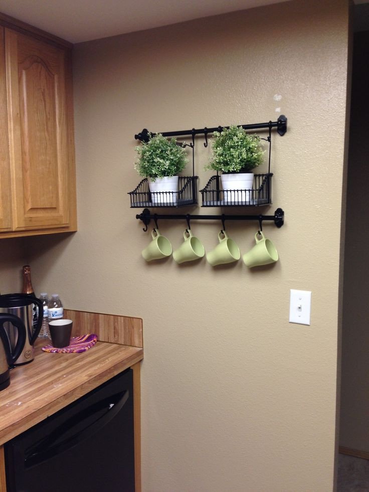 Wall Decor Ideas for a Pretty Kitchen Sortrachen