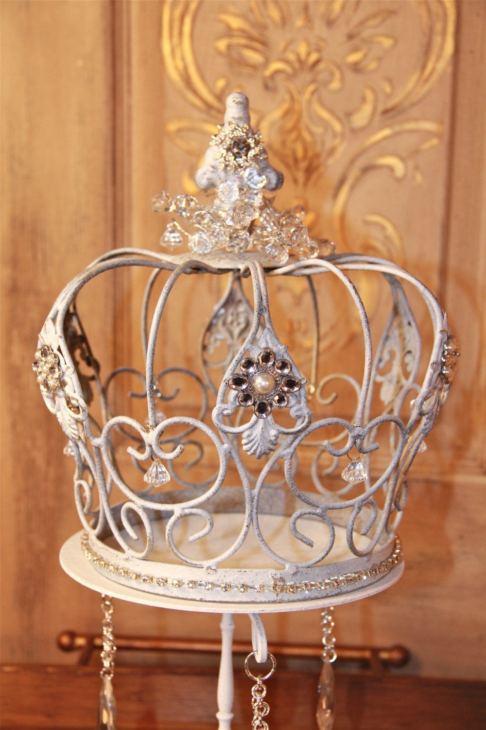 Decorative Crowns for Home Decor Luxury Embellished White Metal Crown Decorative Crown Wedding