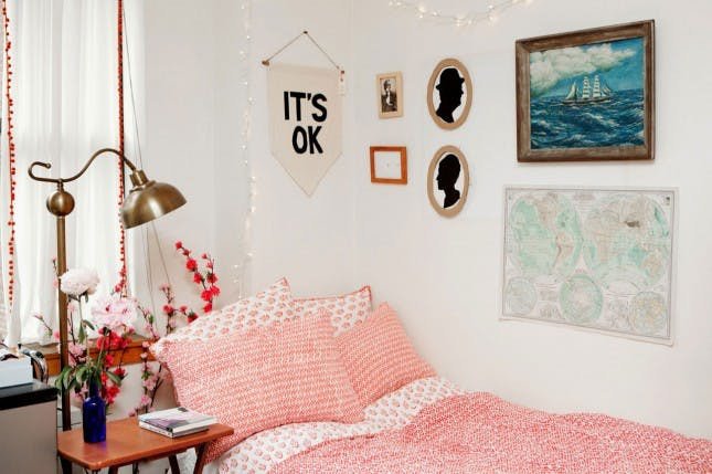 Dorm Room Wall Decor Ideas Luxury 17 Smart Simple Ways to Decorate Your Dorm Room