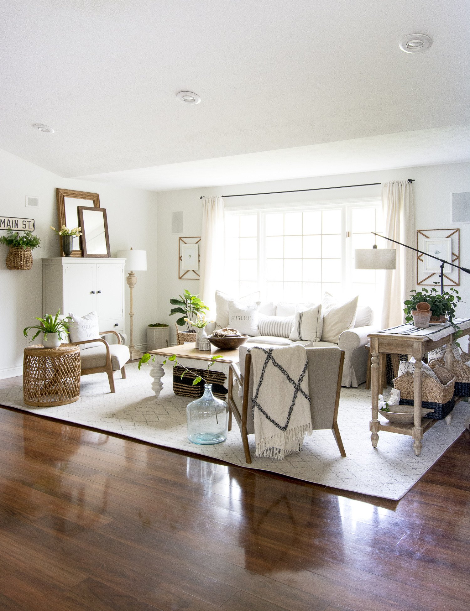 Farmhouse Contemporary Living Room Best Of How to Get the Modern Farmhouse Living Room Look