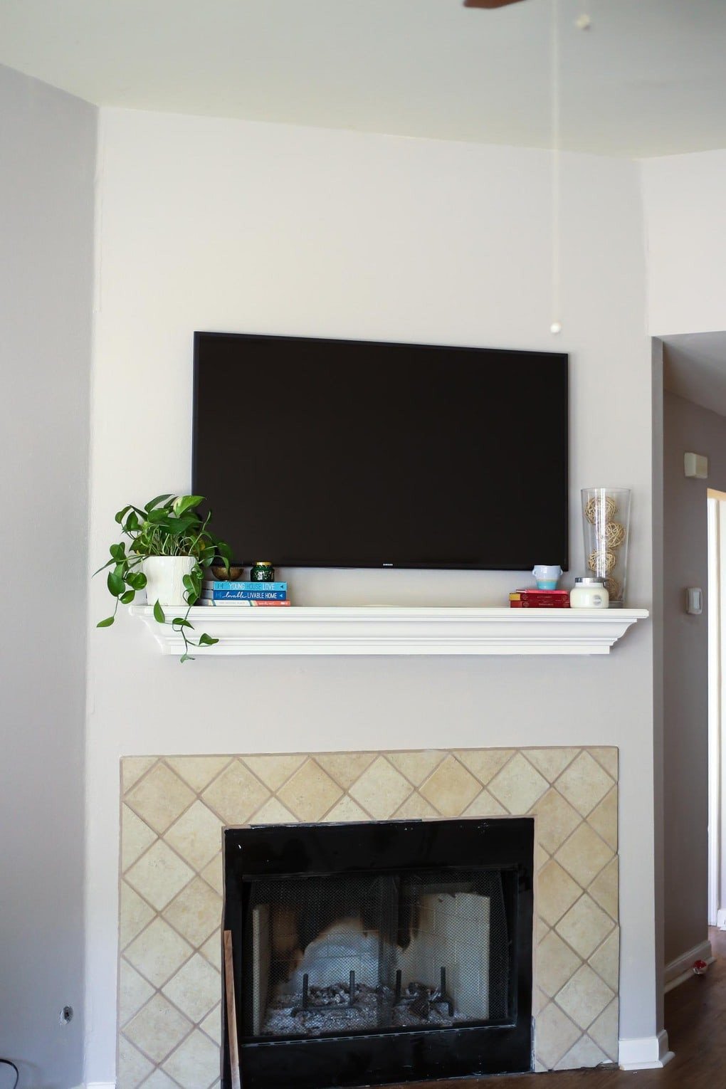 Fireplace Mantel Decor with Tv Best Of How to Decorate A Mantel with A Television