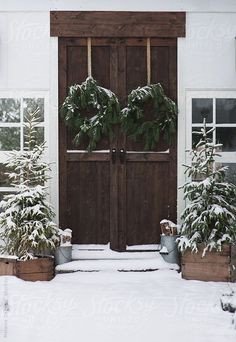 Front Door Decor for Winter New 1000 Images About Exterior On Pinterest