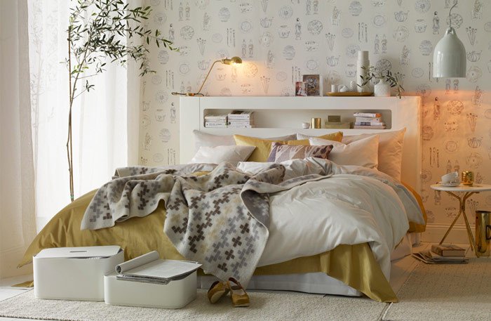 Gold and White Bedroom Decor Beautiful Chic Gold and White Bedroom Design