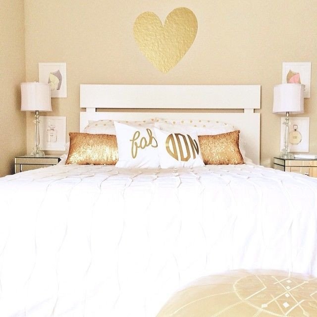 Gold and White Bedroom Decor Best Of 17 Best Ideas About Gold Rooms On Pinterest