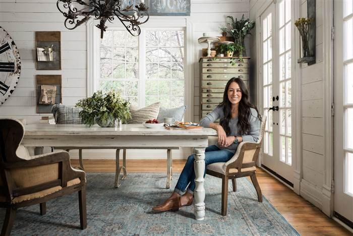 Fixer Upper s Joanna Gaines launches rug line for Loloi TODAY