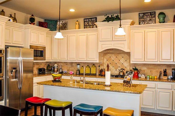 Kitchen Cabinet top Decor Ideas Awesome How to Decorate the top Of Kitchen Cabinets