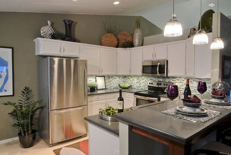 Kitchen Cabinet top Decor Ideas Inspirational Above Cabinet Decorating Ideas Cabinets Decor Pendent Style Lighting