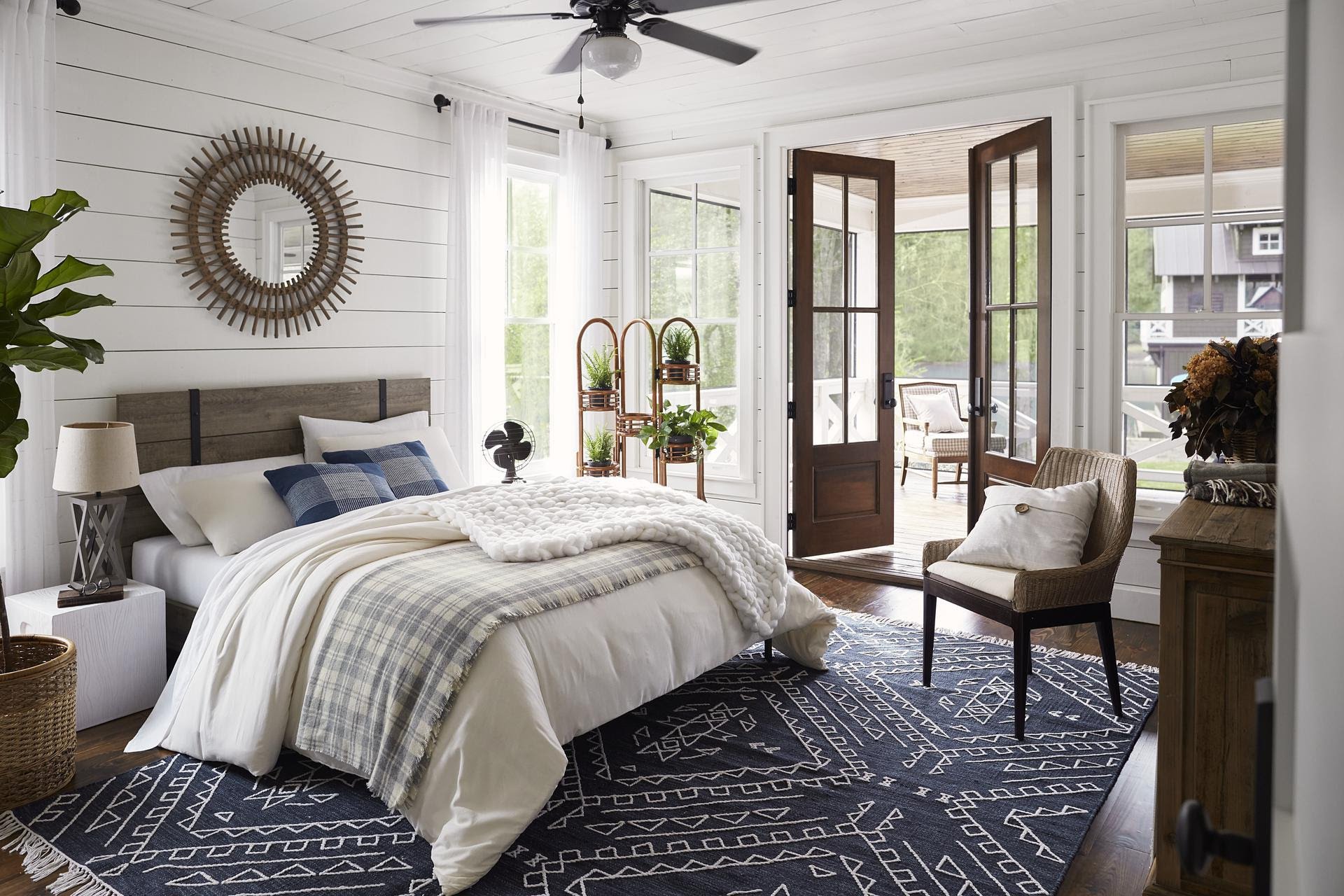 Lake House Furniture and Decor Elegant Lake House Bedroom Paint Color Ideas Furniture &amp; Decor Ideas Setting for Four