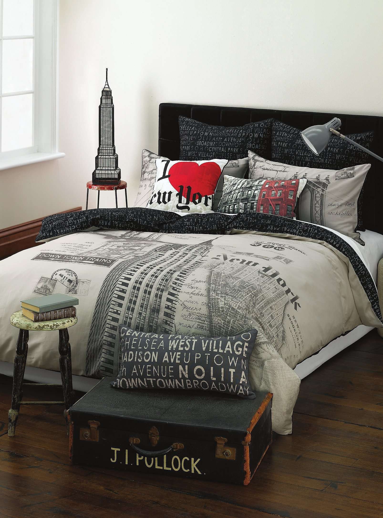 New York City Bedroom Decor Awesome New York Duvet Cover Set Maison Simons Home Decor