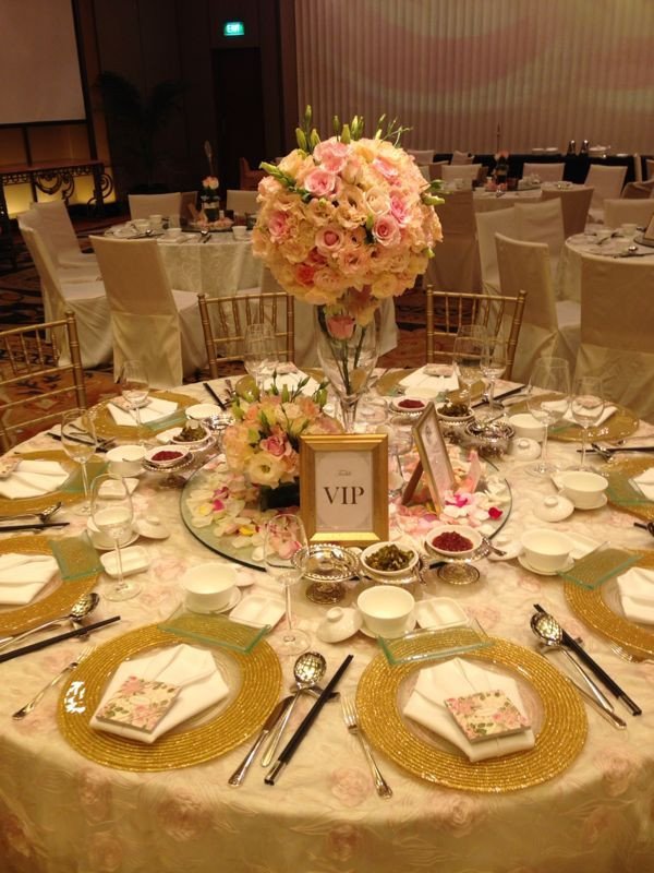 Pink and Gold Wedding Decor Luxury My Vip Table Gold Pink Wedding theme Pinterest