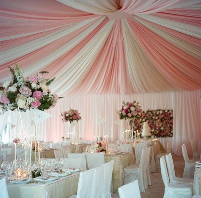 Pink and White Wedding Decor Lovely Pink and White Destination Wedding In Charleston south Carolina Inside Weddings