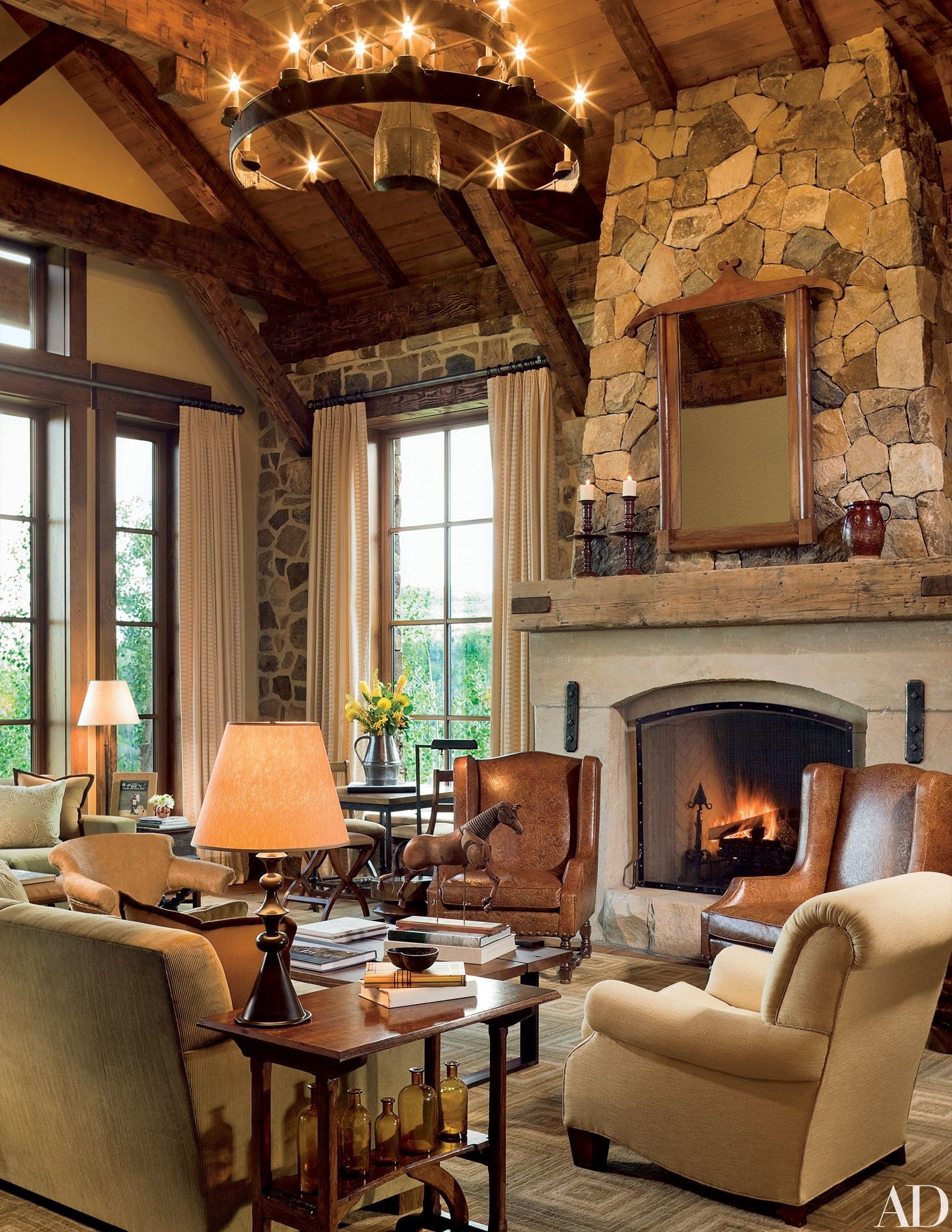 Ranch House Living Room Decorating Ideas Inspirational Ranch Homes that Evoke Classic Country Style Luxurious Livin