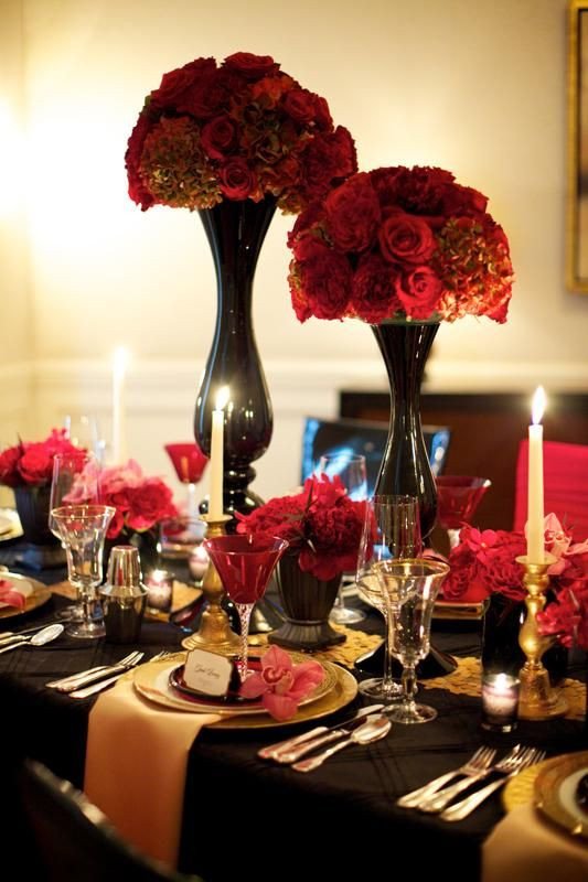 Red and Black Table Decor Elegant 10 Ways to Add Big City Glam to Your Wedding Reception