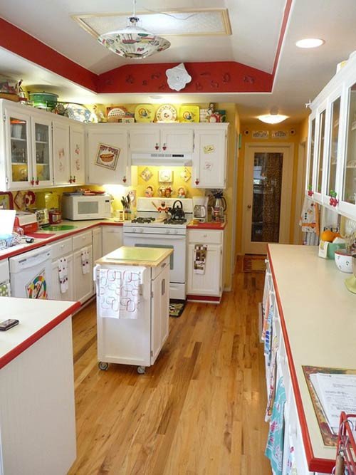 Red and Yellow Kitchen Decor Elegant Lora S Vintage Style Kitchen Makeover Inspired by A Single Franciscan Starburst Dinner Plate