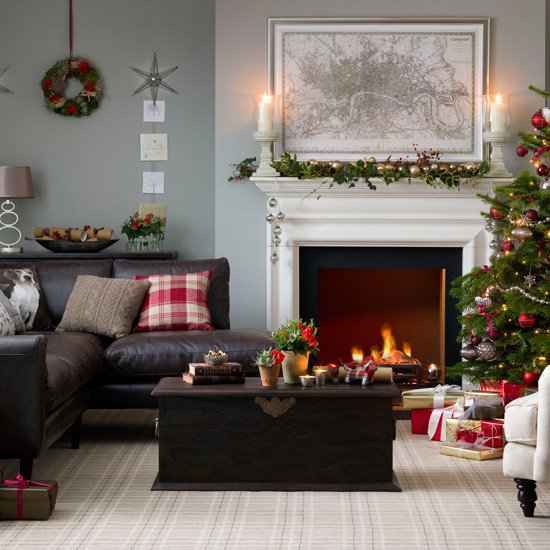 Traditional Christmas Living Room Awesome Traditional Neutral Festive Living Room