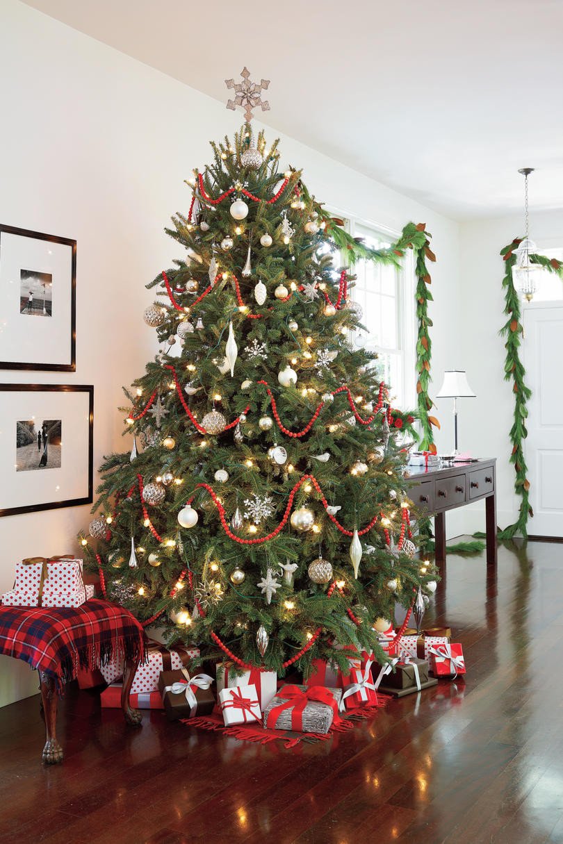 Tree Decor for Living Room Elegant Our Favorite Living Rooms Decorated for Christmas southern Living