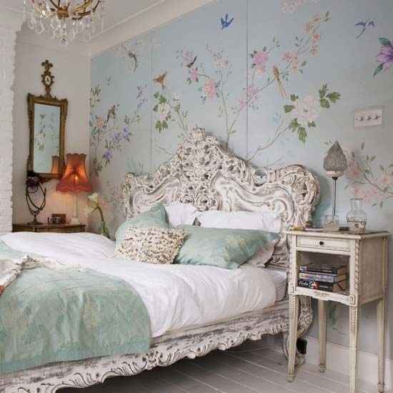 Vintage Wall Decor for Bedroom New 31 Sweet Vintage Bedroom Décor Ideas to Get Inspired Digsdigs