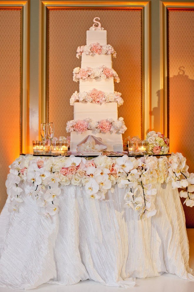 Wedding Cake Table Decor Ideas Fresh Fabulous Wedding Cake Table Ideas Using Flowers Belle the Magazine