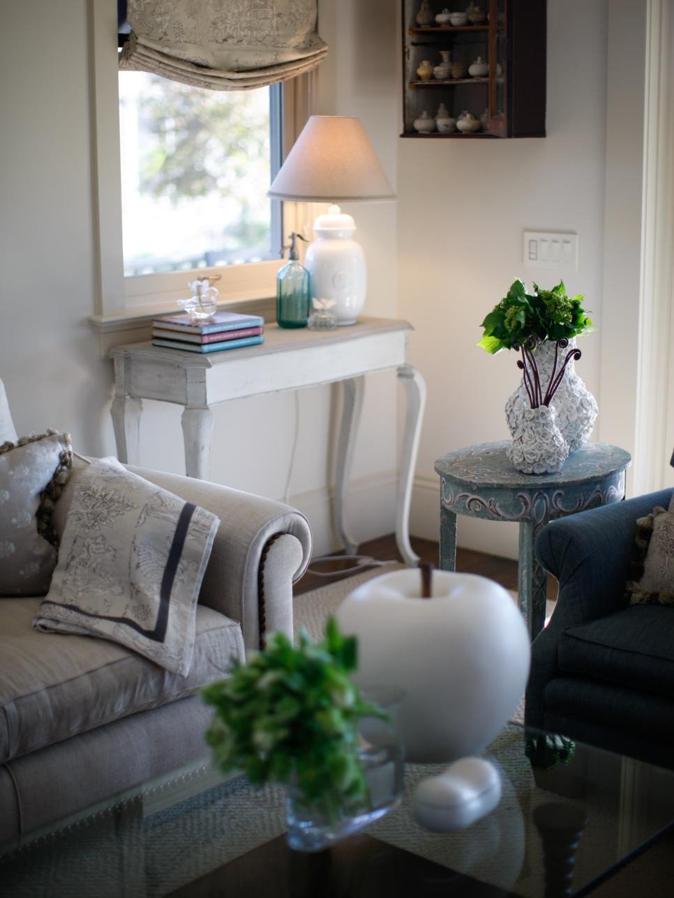 White Traditional Living Room New Rooms Viewer