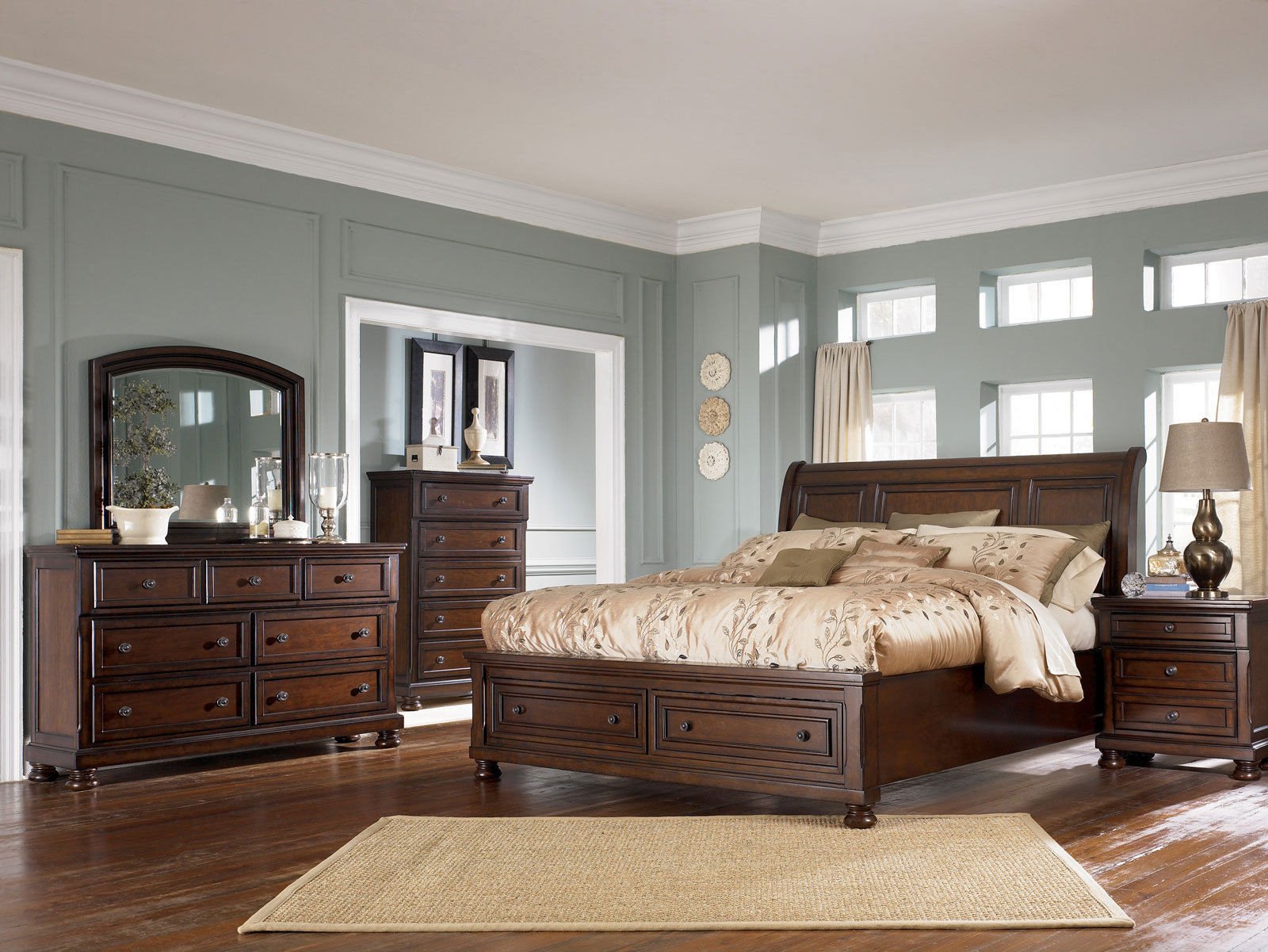 Ashley Millennium Bedroom Set Beautiful Bedroom Royal Queen Sleigh Bed Frame with Elegant Creative