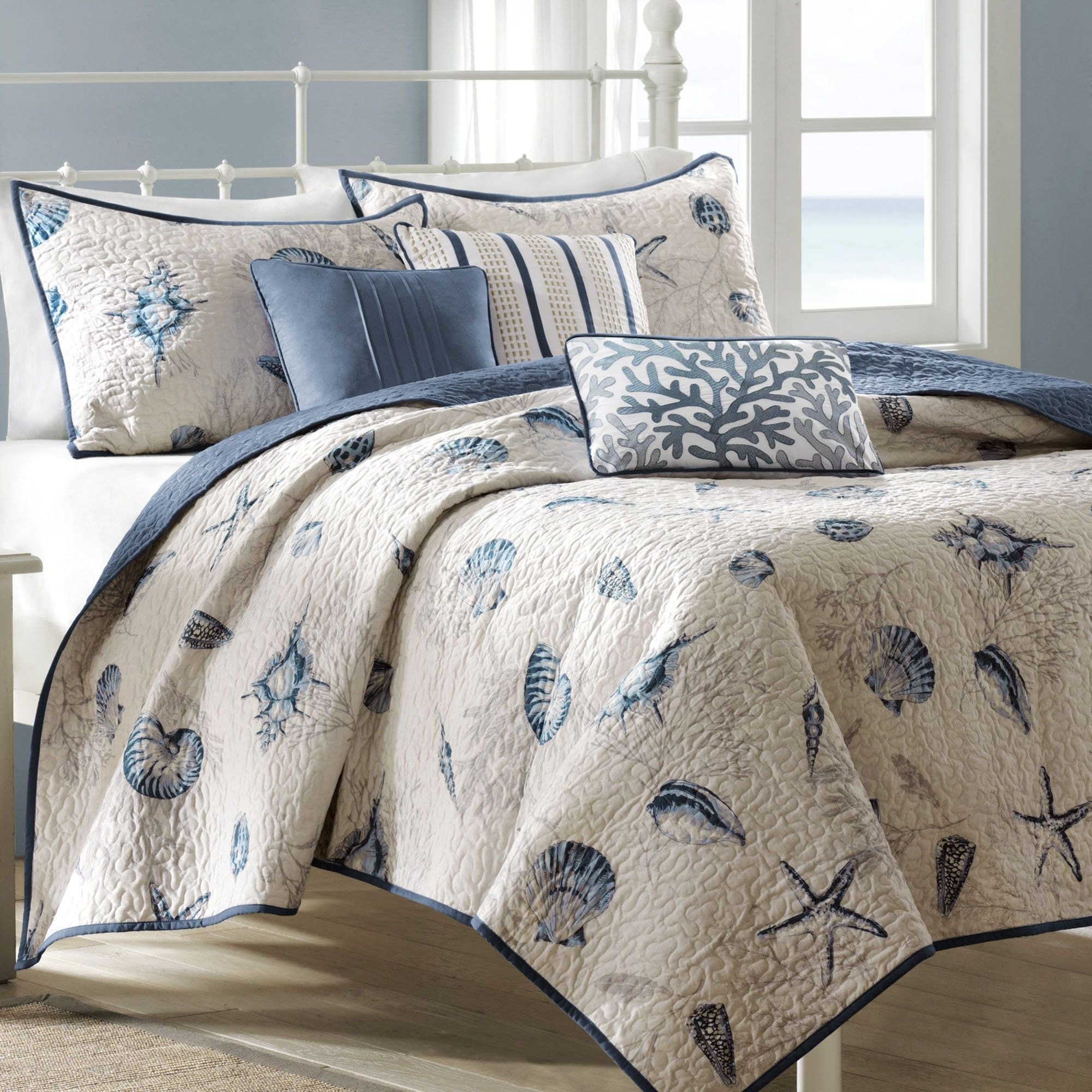 Beach themed Bedroom Set Inspirational Nantucket Coastal Seashell 6 Pc Coverlet Bed Set