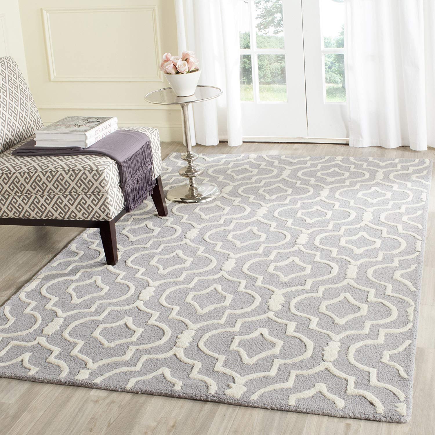 Bedroom area Rug Placement Awesome Safavieh Cambridge Collection Cam141d Handcrafted Moroccan Geometric Silver and Ivory Premium Wool area Rug 9 X 12