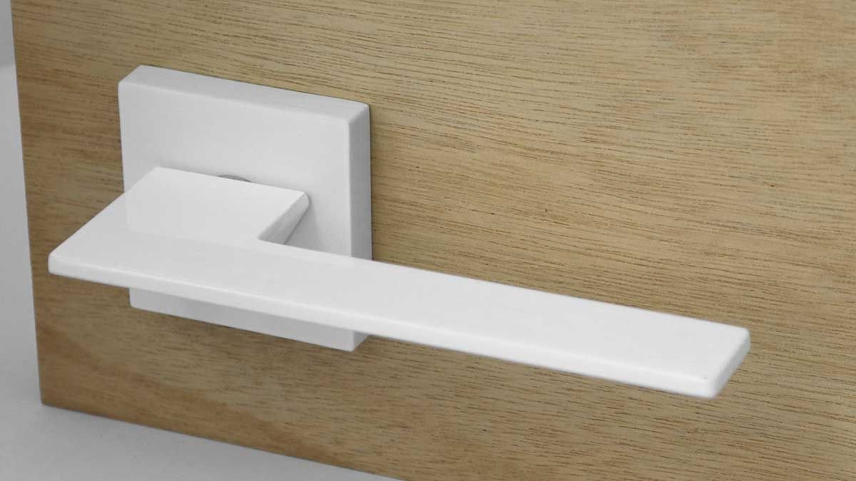 Bedroom Door Knobs with Locks Fresh Thor White Lever Handle Bedroom Doors In 2019