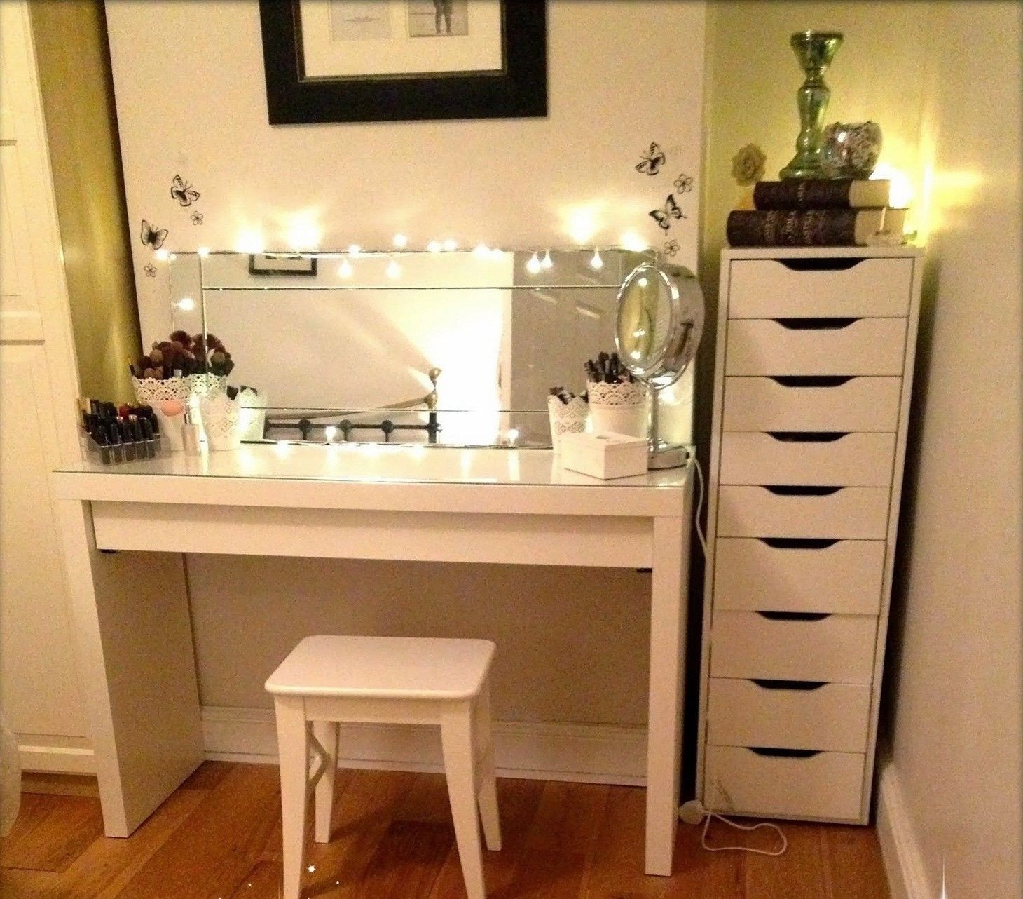 Bedroom Vanities with Light Inspirational Diy Corner Makeup Vanity