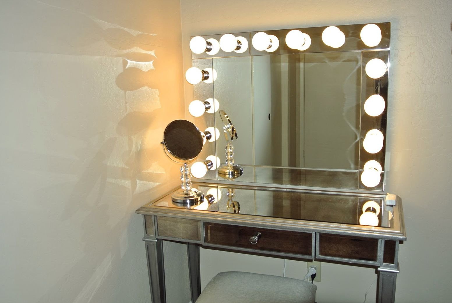 Bedroom Vanities with Light Inspirational Vanity Girl Hollywood Mirror Silver