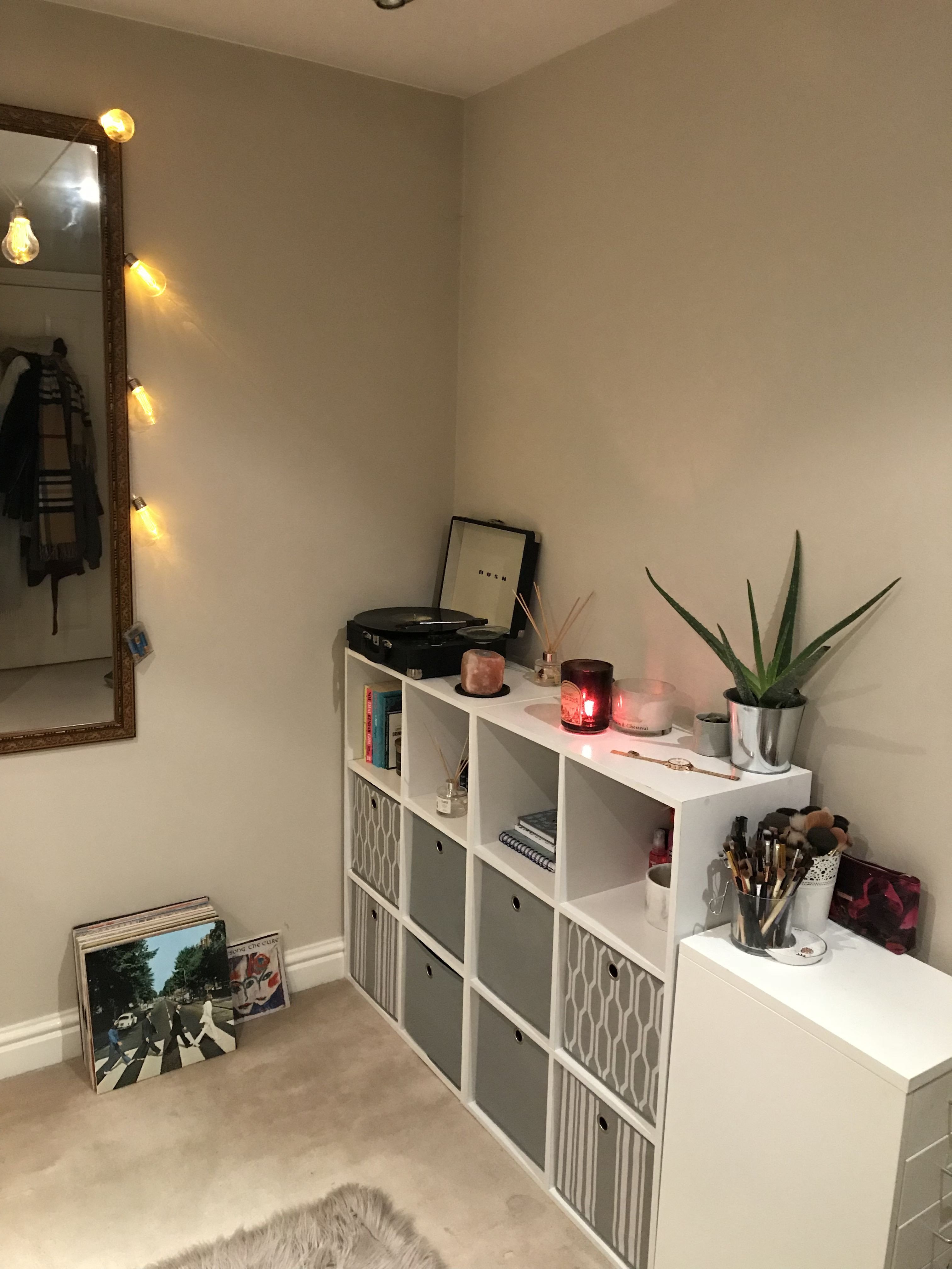 Bedroom Wall Units with Drawers Luxury Bedroom Overhaul Record Player and Storage Units