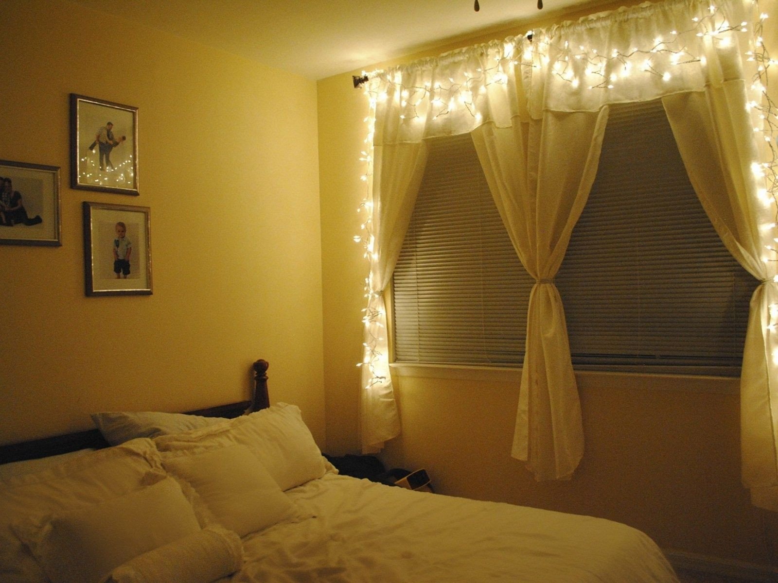 Best String Light for Bedroom Beautiful 35 Amazing Christmas Light Bedroom Decoration Ideas