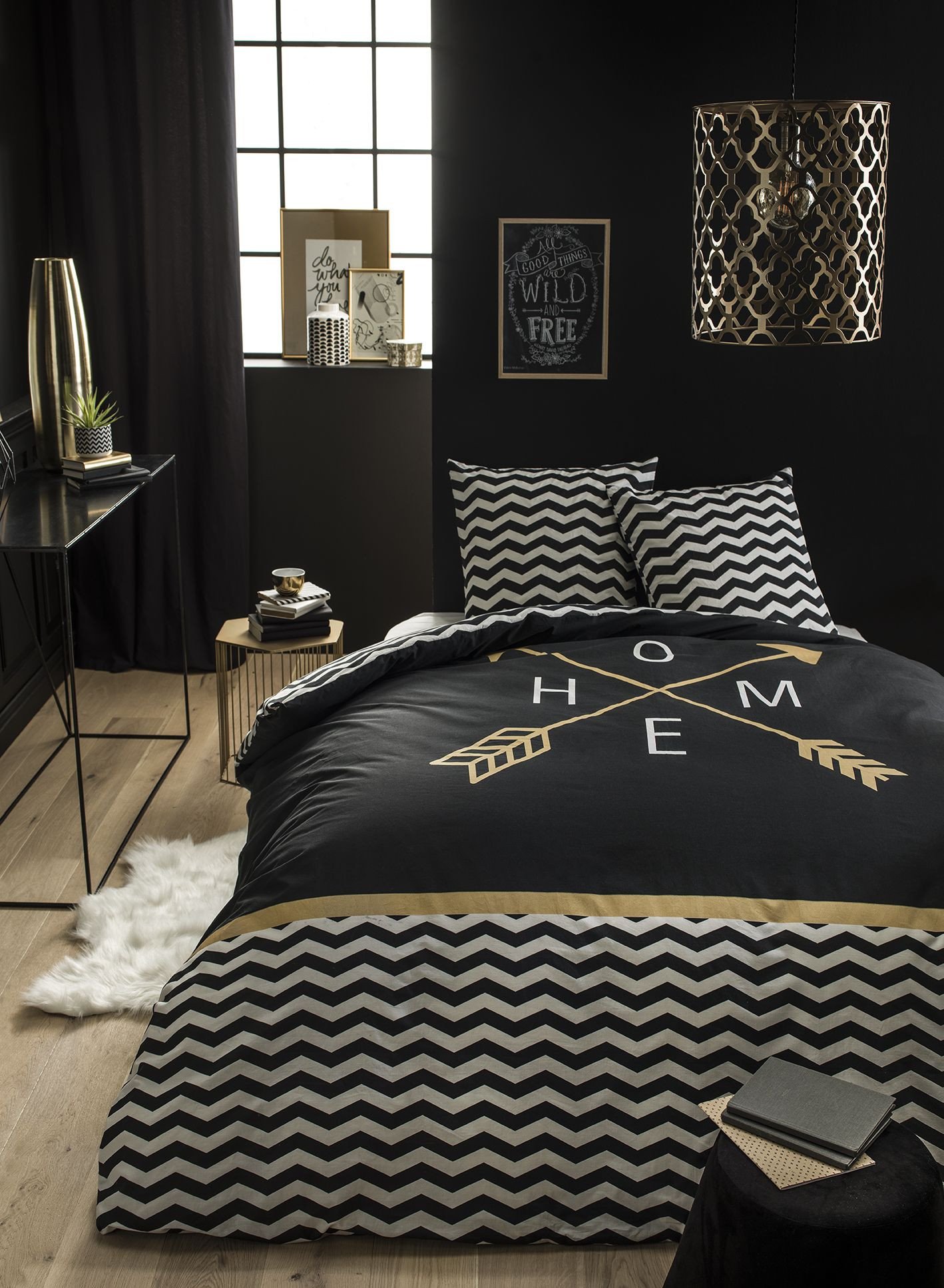 20 New Black and Gold Bedroom | Findzhome